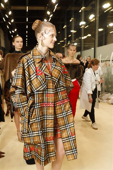 london fashion week 2019 sfilata burberry|burberry runway fashion.